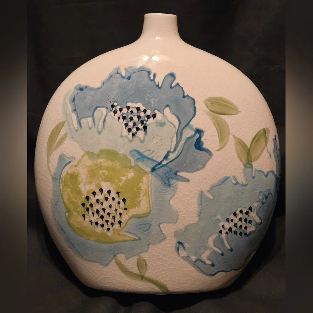 Ceramic Vase Hand-Painted Blue Floral Design 8x8.5x2